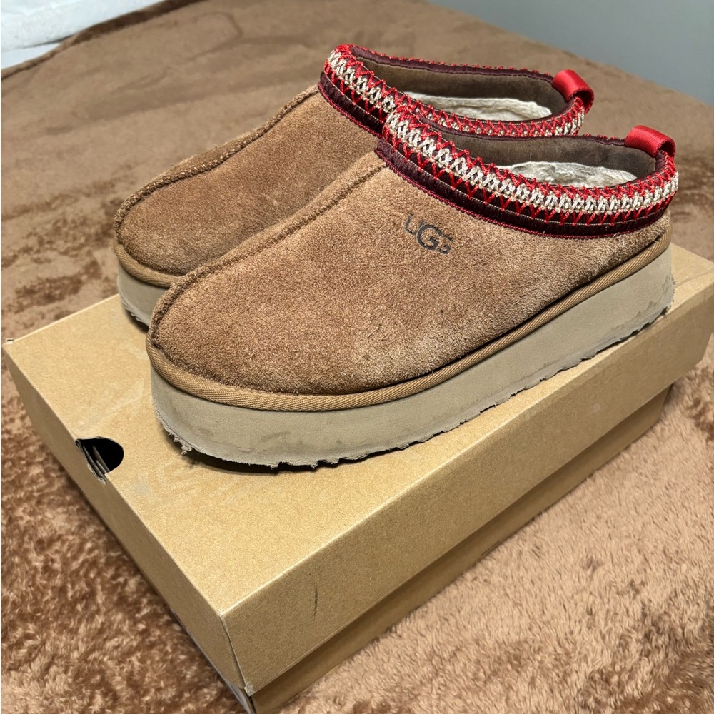 UGG TAZZ